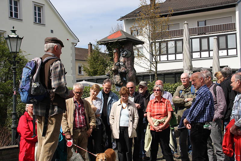 Start am Steenkühlerbrunnen 